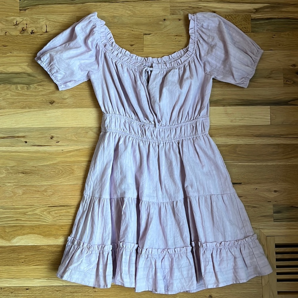 Lavender puff sleeve dress